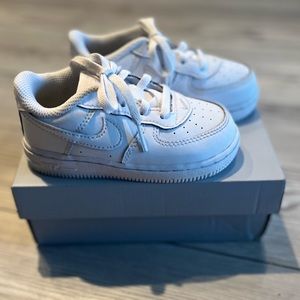 Toddler Nike Air Force 1s shoes Size 8c